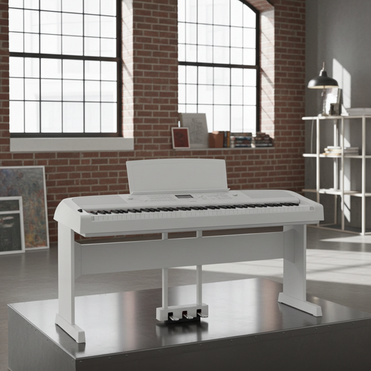 Yamaha DGX-670 Digital Piano White including 3 Pedals & Stand